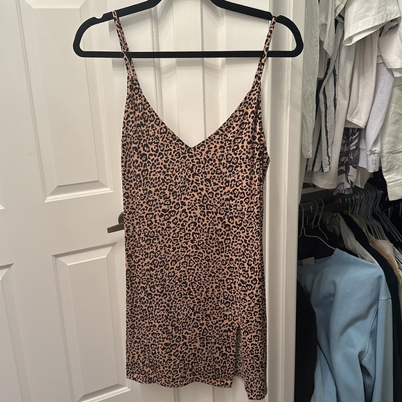 Reformation NWOT Marlowe mini dress - Picture 4 of 7